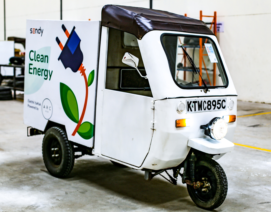 Electric deals tuk tuk